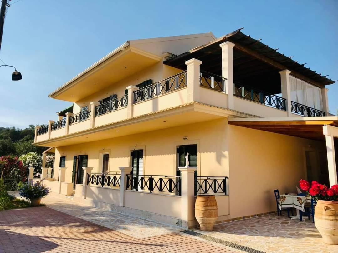 Athena Apartments Vitaládes Exterior foto